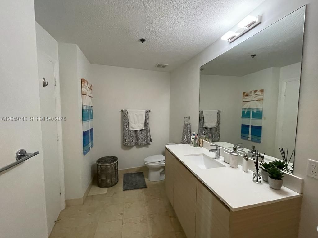 6515 Collins Ave , Unit 710, Miami Beach, FL 33141 Photo
