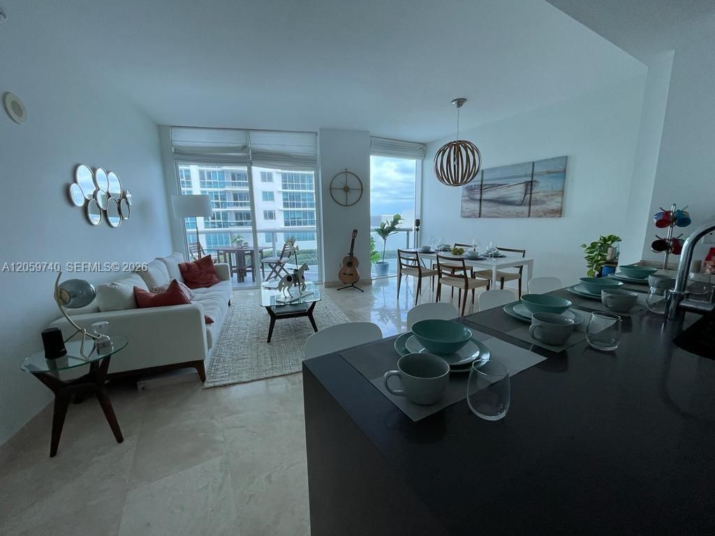 6515 Collins Ave , Unit 710, Miami Beach, FL 33141 Photo