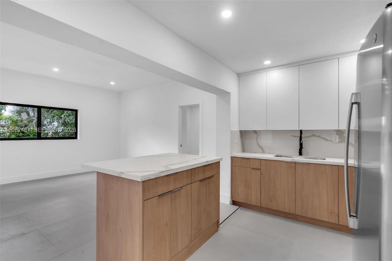 3400 NW 211th St, Miami Gardens, FL 33056 Photo