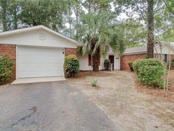 6520 Creekwood Court, Mobile, AL 36695