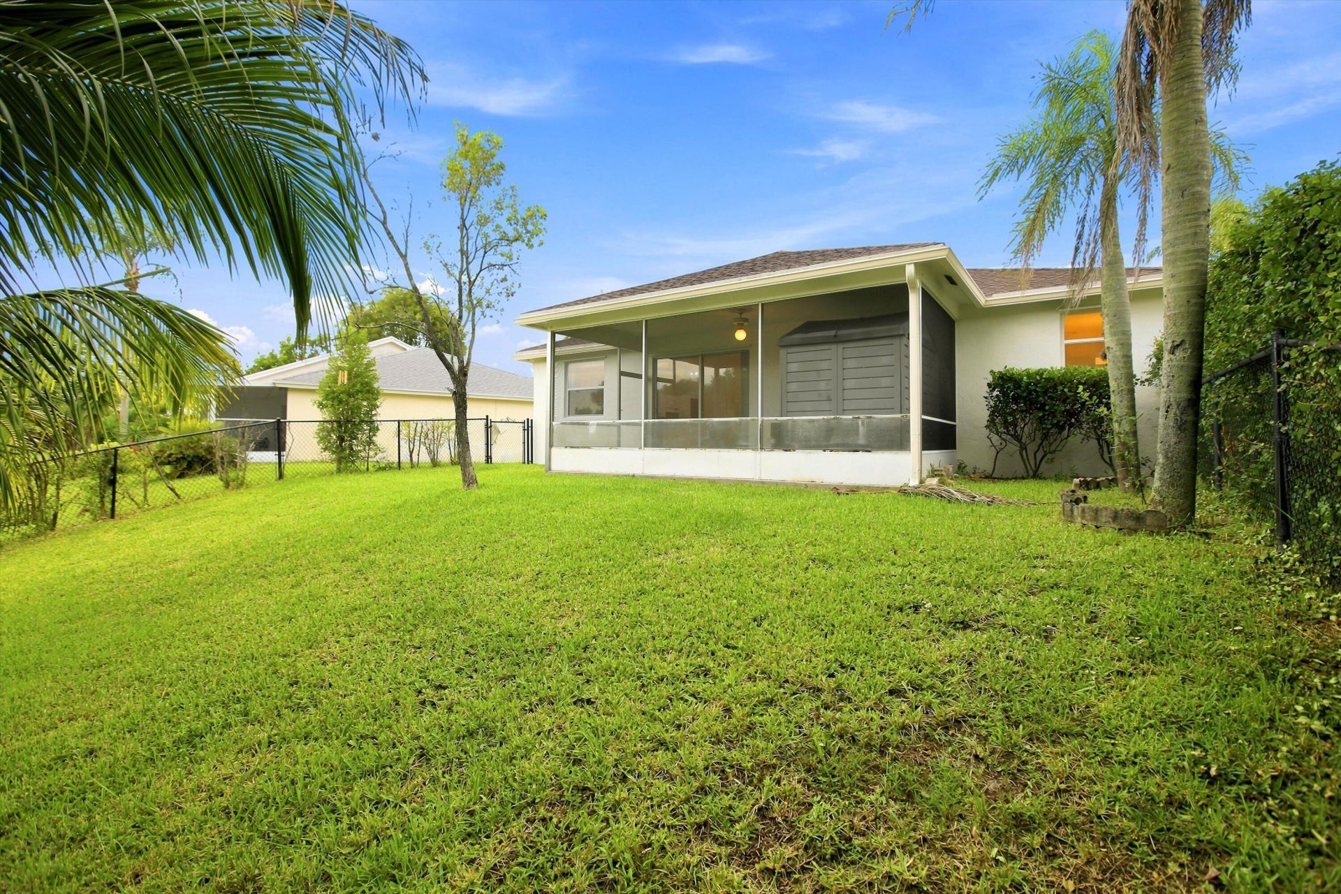 1490 Fairway Circle, Greenacres, FL 33413 Photo