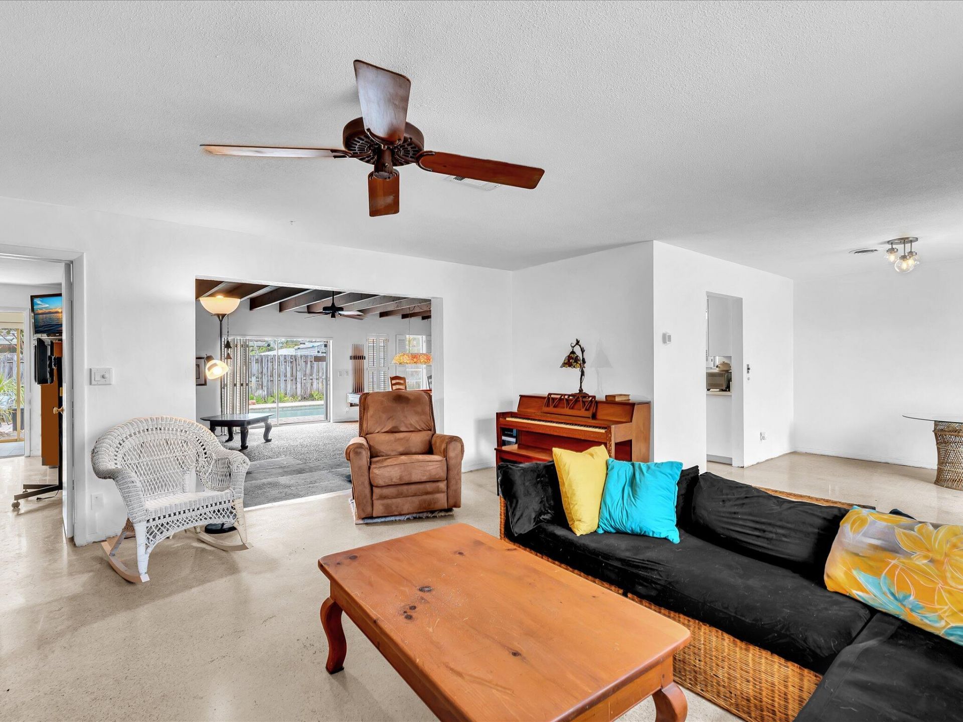 2121 NE 52nd Street, Fort Lauderdale, FL 33308 Photo