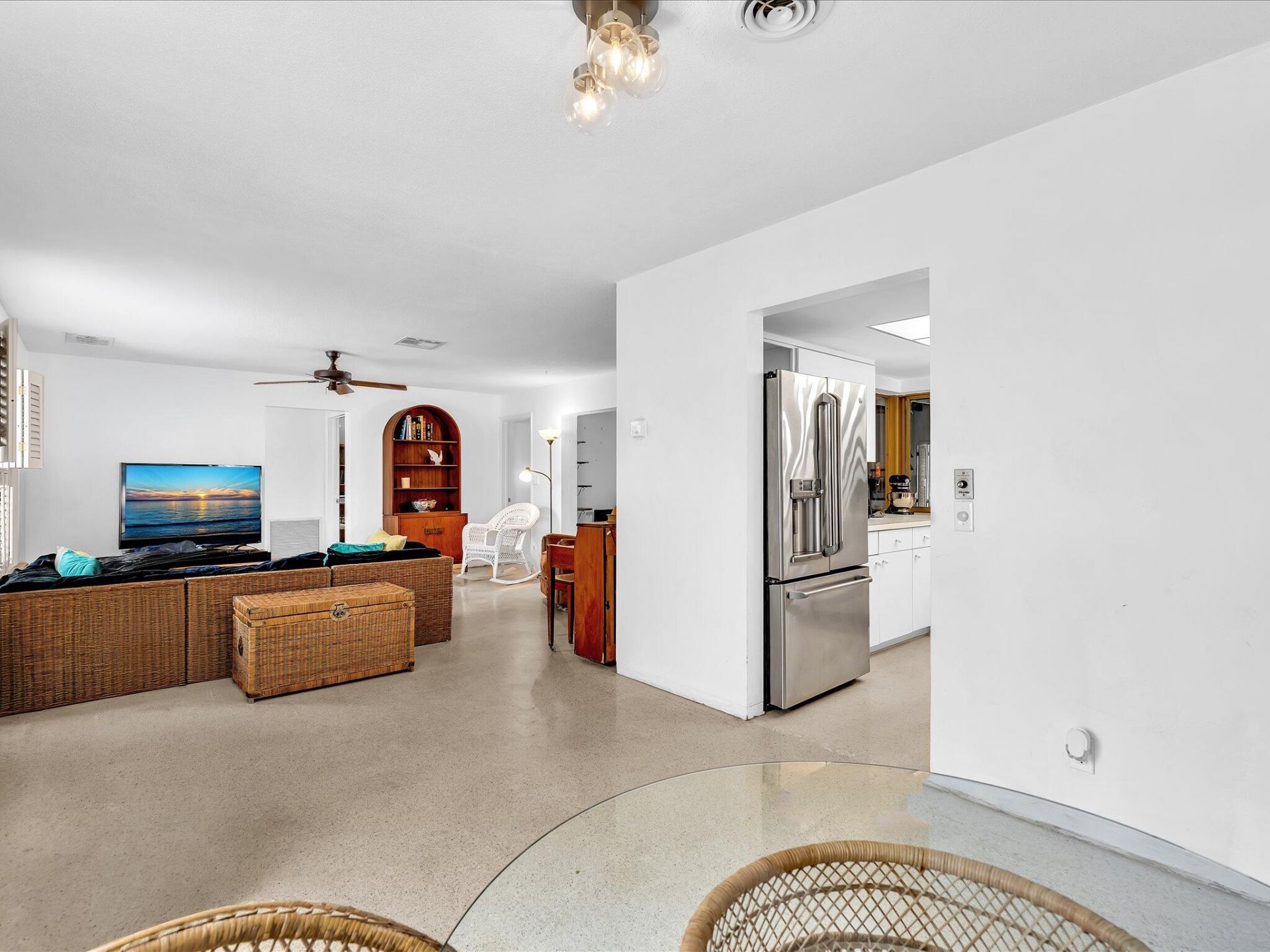 2121 NE 52nd Street, Fort Lauderdale, FL 33308 Photo