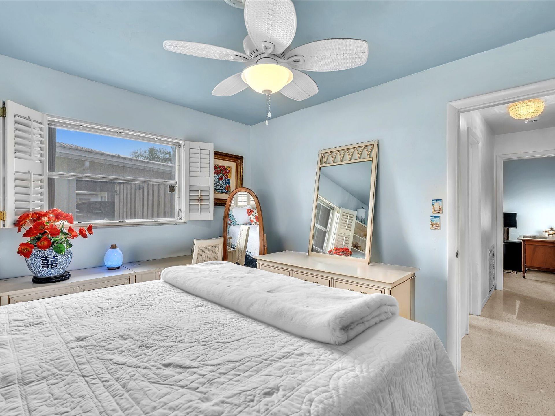 2121 NE 52nd Street, Fort Lauderdale, FL 33308 Photo