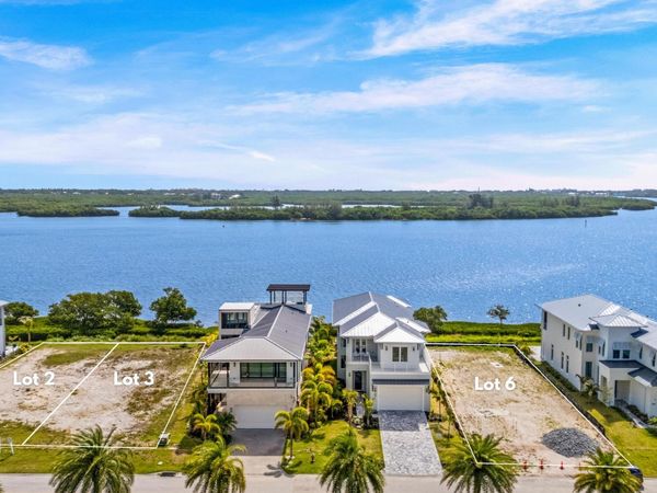 4846 S Harbor Drive, Vero Beach, FL 32967