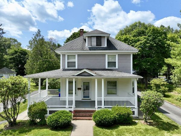 4 Davis St, Montague, MA 01376