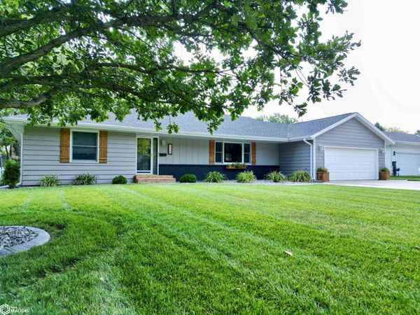 1720 N Main Street, Carroll, IA 51401