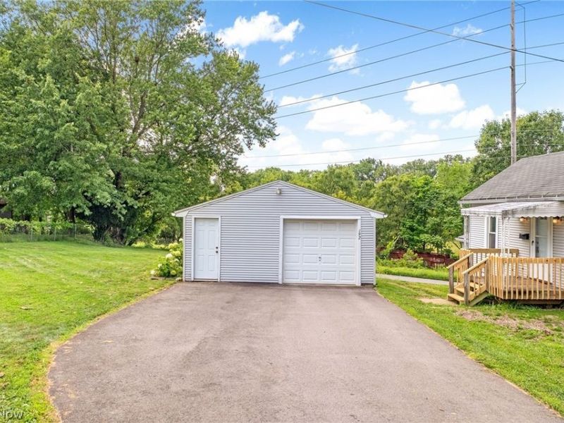 192 1st Street NE, Barberton, OH 44203 Photo 16