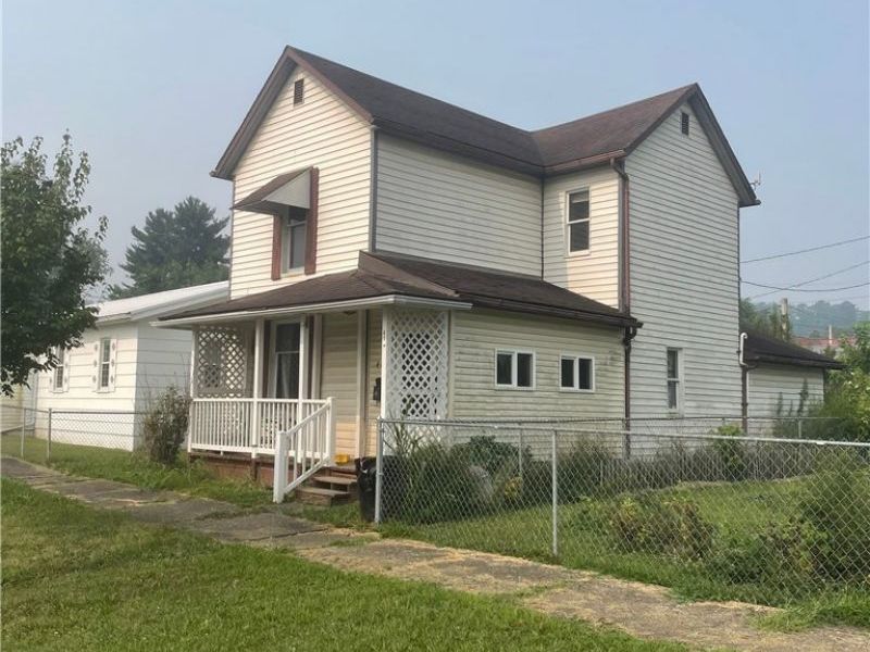 418 S 8th Street , Cambridge, OH 43725 Photo 2