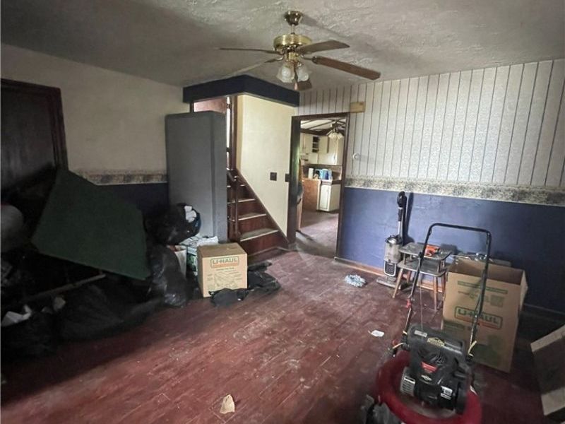 418 S 8th Street , Cambridge, OH 43725 Photo 5
