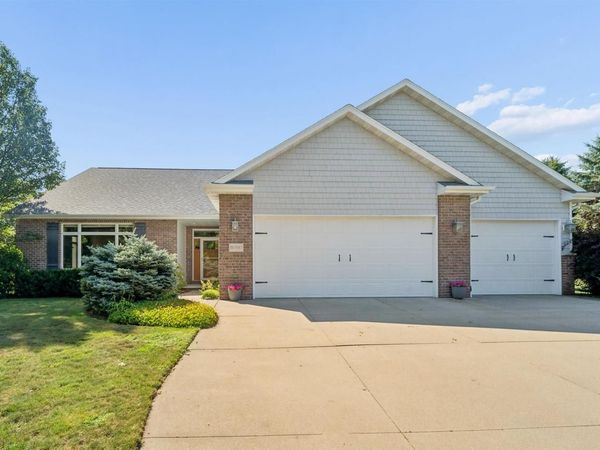 W7057 FOREST GLEN COURT, Greenville, WI 54942