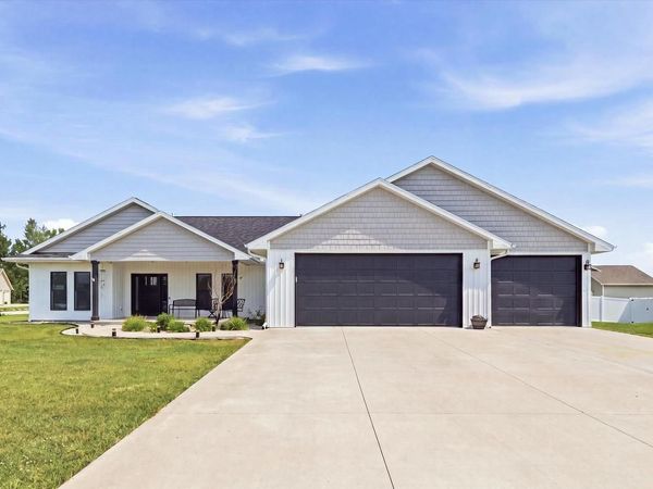5372 PASTURE COURT, Omro, WI 54963