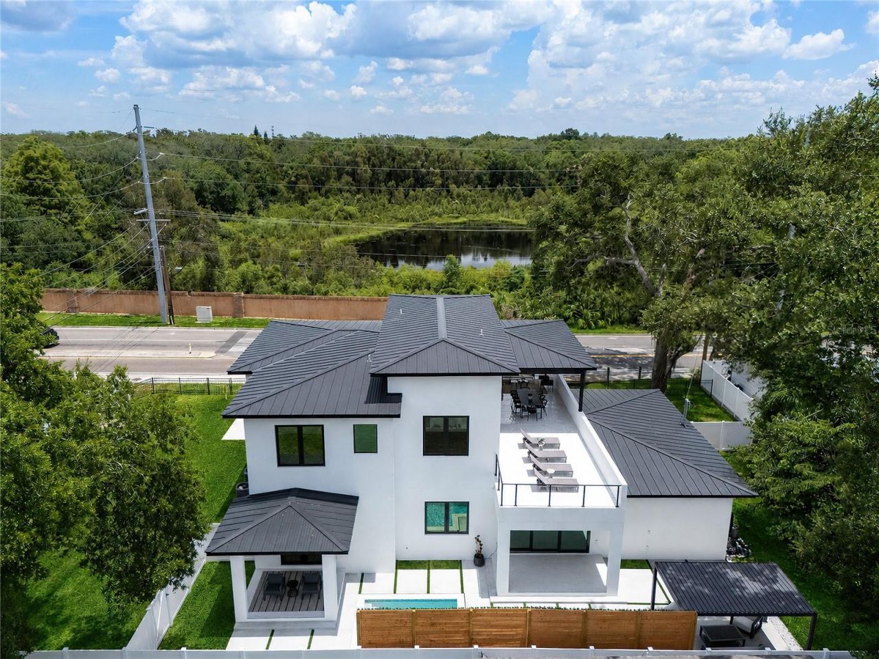 12870 N Armenia Avenue, Tampa, FL 33612 Photo