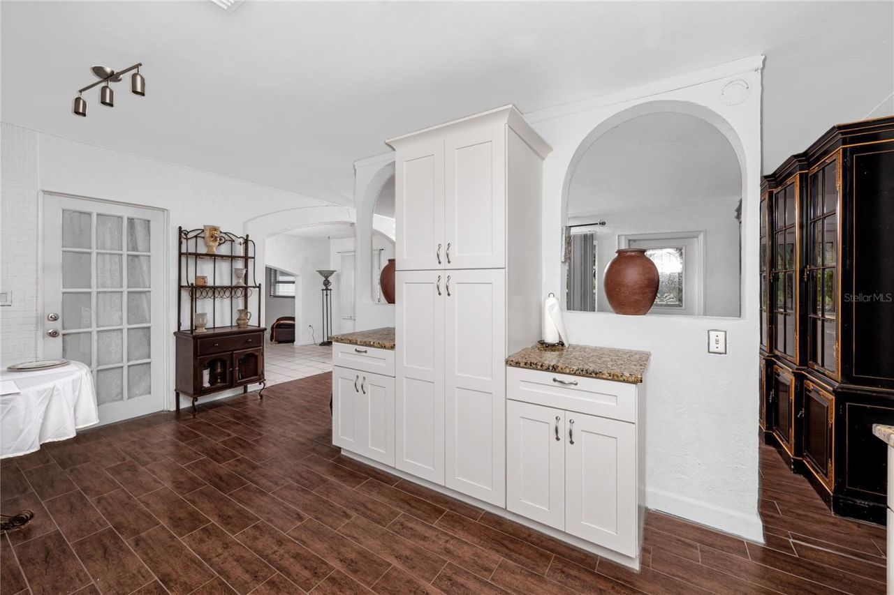 755 43rd Street N, Saint Petersburg, FL 33713 Photo