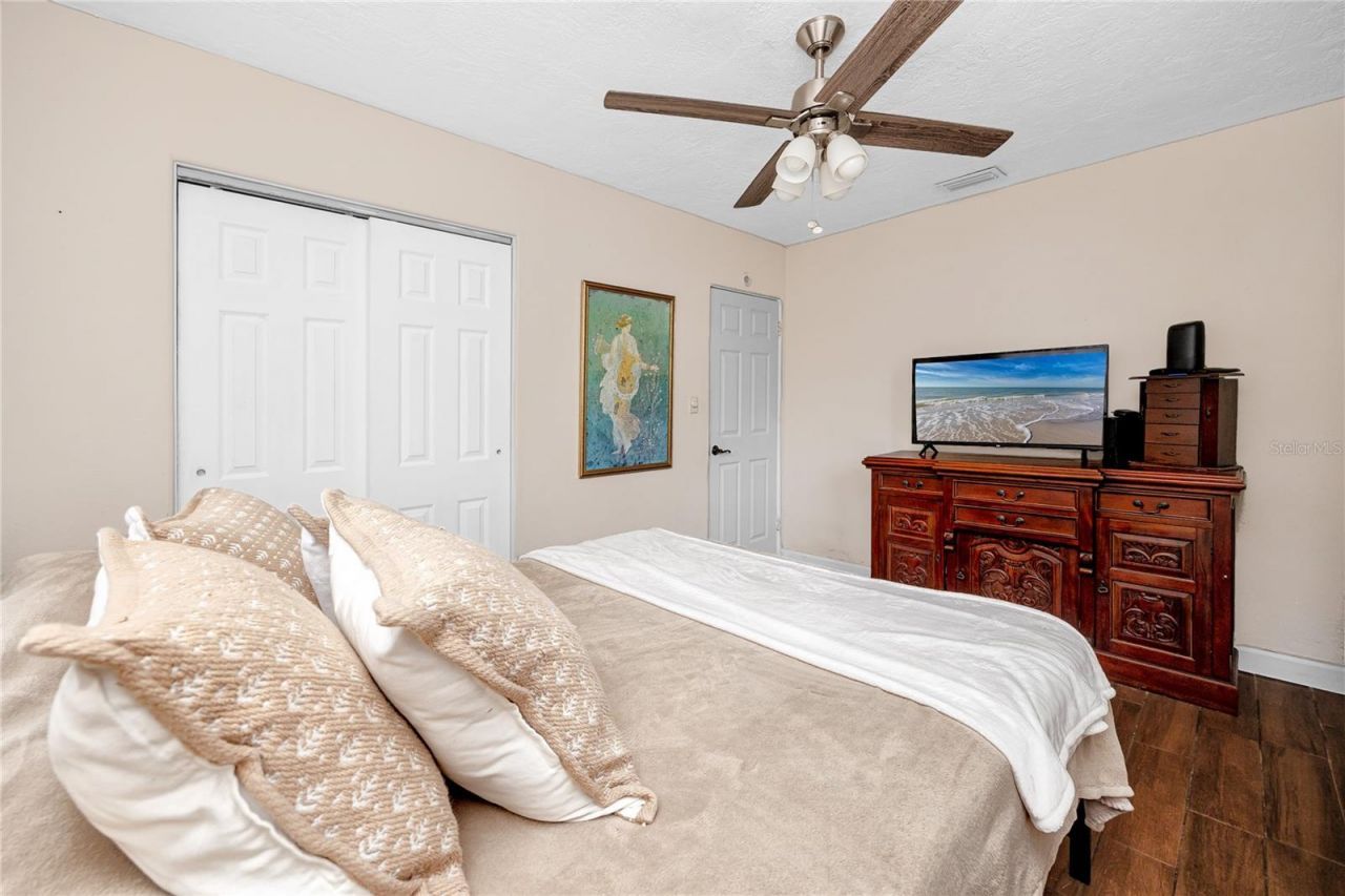 755 43rd Street N, Saint Petersburg, FL 33713 Photo