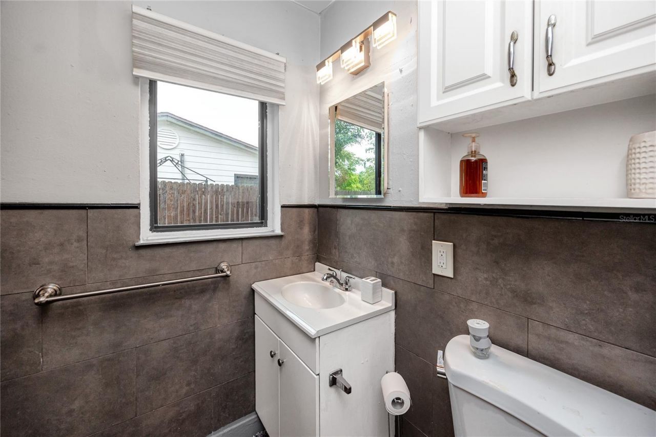 755 43rd Street N, Saint Petersburg, FL 33713 Photo