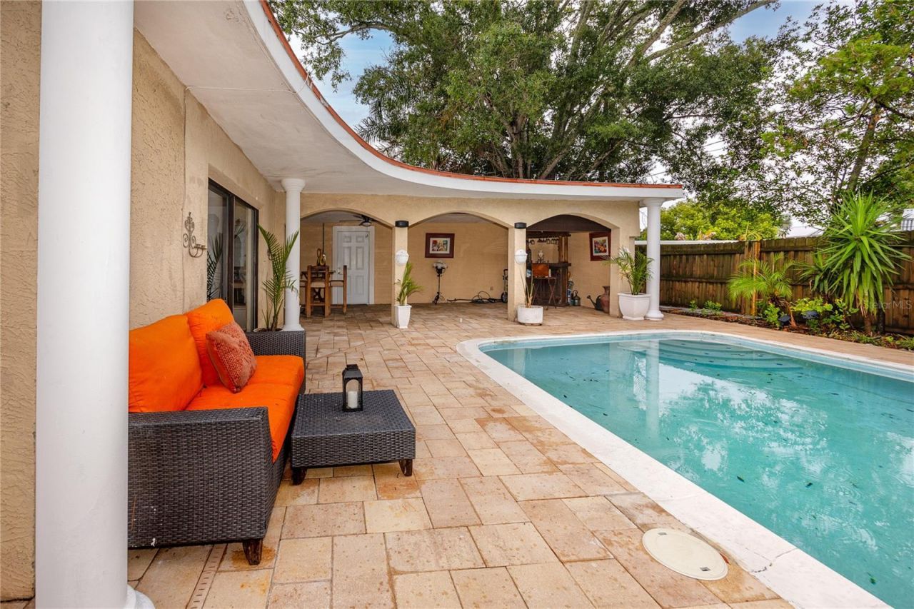 755 43rd Street N, Saint Petersburg, FL 33713 Photo