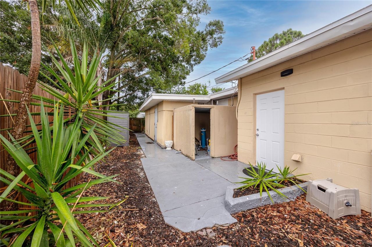 755 43rd Street N, Saint Petersburg, FL 33713 Photo