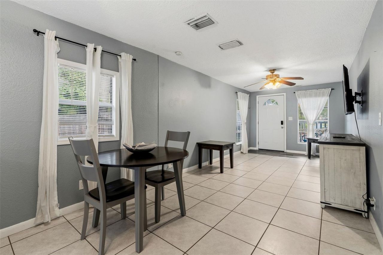 1171 Highland Court N, Saint Petersburg, FL 33701 Photo