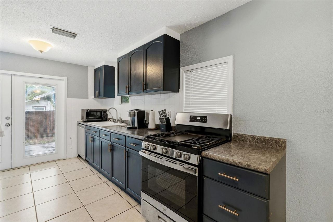 1171 Highland Court N, Saint Petersburg, FL 33701 Photo