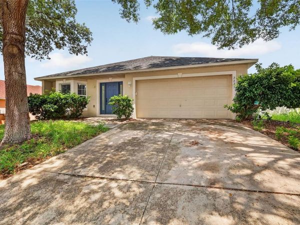 2225 SANDRIDGE CIRCLE, EUSTIS, FL 32726