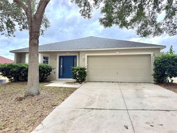2225 SANDRIDGE CIRCLE, EUSTIS, FL 32726