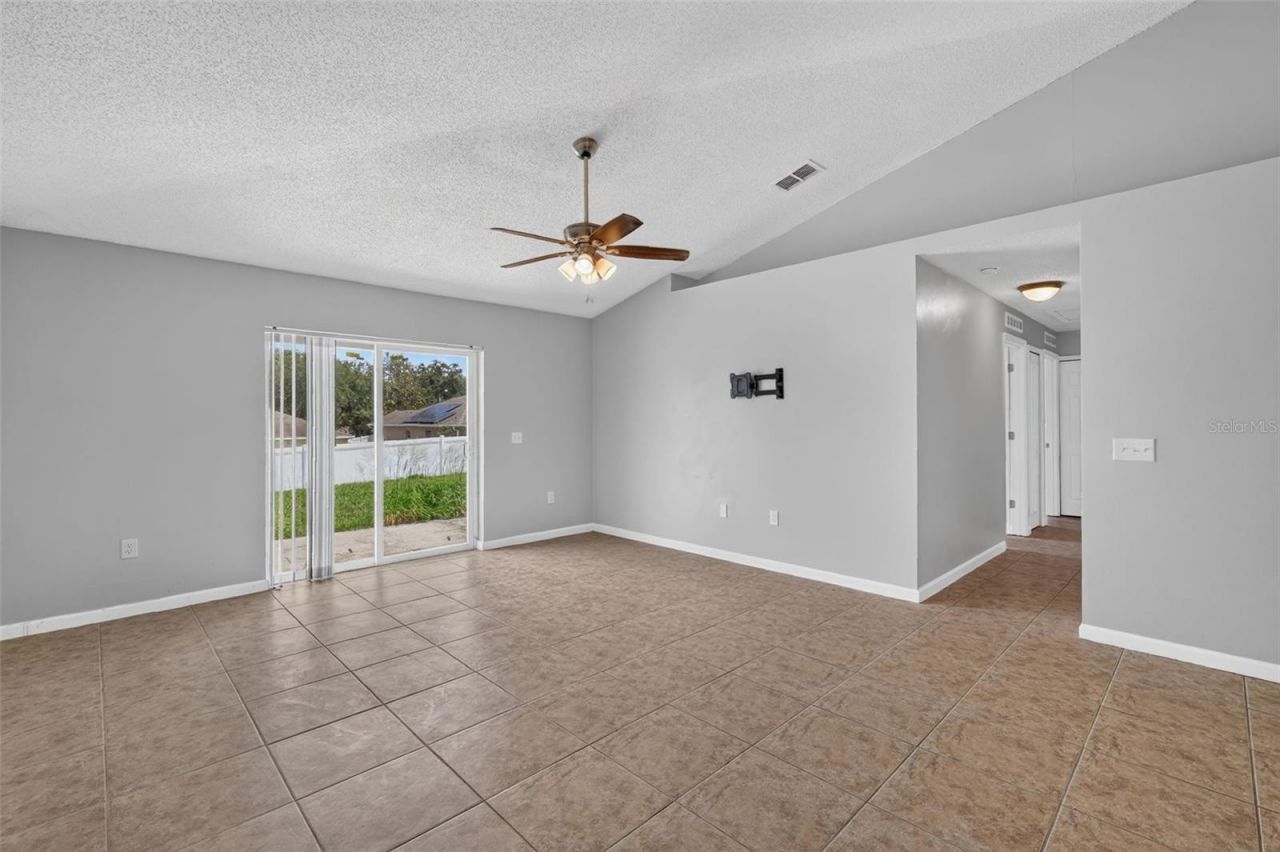2225 Sandridge Circle, Eustis, FL 32726 Photo