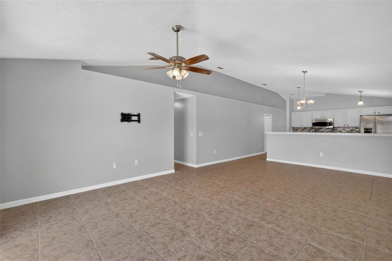 2225 Sandridge Circle, Eustis, FL 32726 Photo
