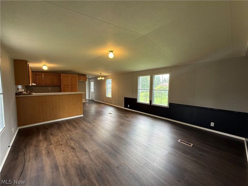 21636 Meadow Drive, West Lafayette, OH 43845 Photo 2