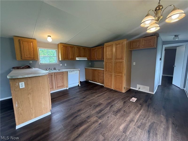 21636 Meadow Drive, West Lafayette, OH 43845 Photo 3