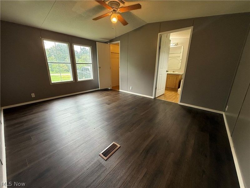 21636 Meadow Drive, West Lafayette, OH 43845 Photo 6