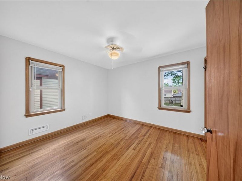 8122 Fernhill Avenue , Parma, OH 44129 Photo 13