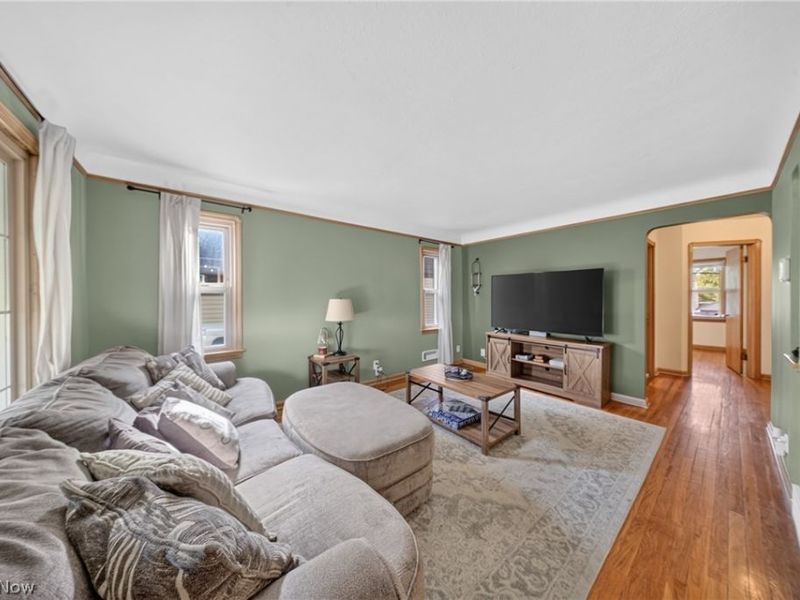 8122 Fernhill Avenue , Parma, OH 44129 Photo 3