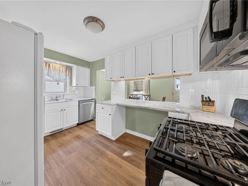 8122 Fernhill Avenue , Parma, OH 44129 Photo 8