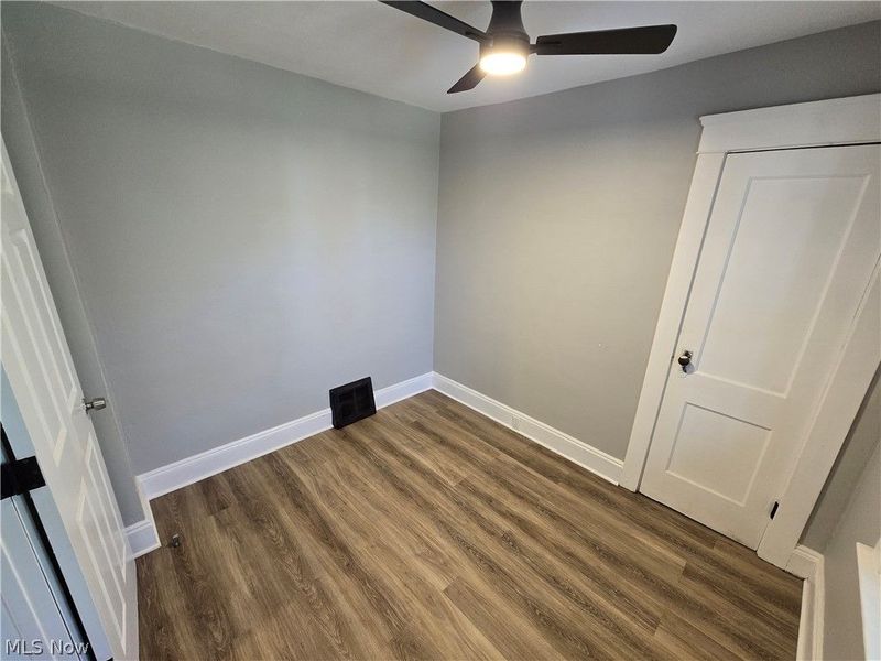 15788 Mandalay Avenue , Cleveland, OH 44110 Photo 9