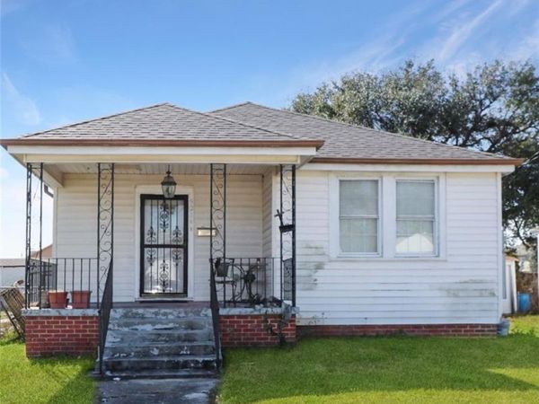9214 STROELITZ Street , New Orleans, LA 70118