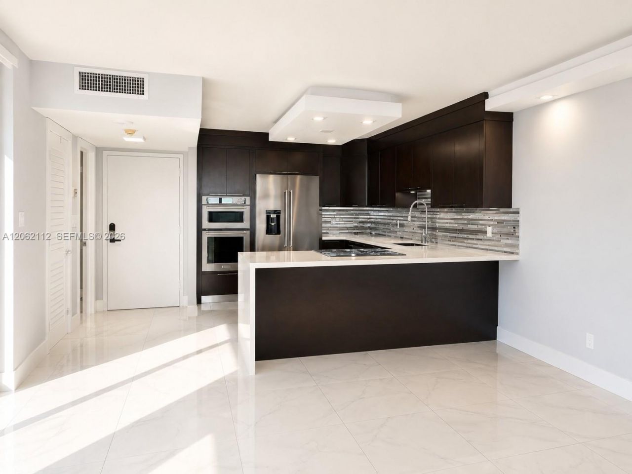 1420 Brickell Bay Dr, Unit 702E, Miami, FL 33131 Photo