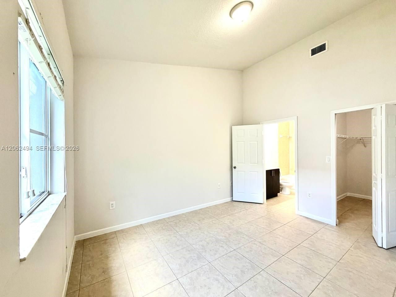 3431 W 80th St, Unit 202, Hialeah, FL 33018 Photo