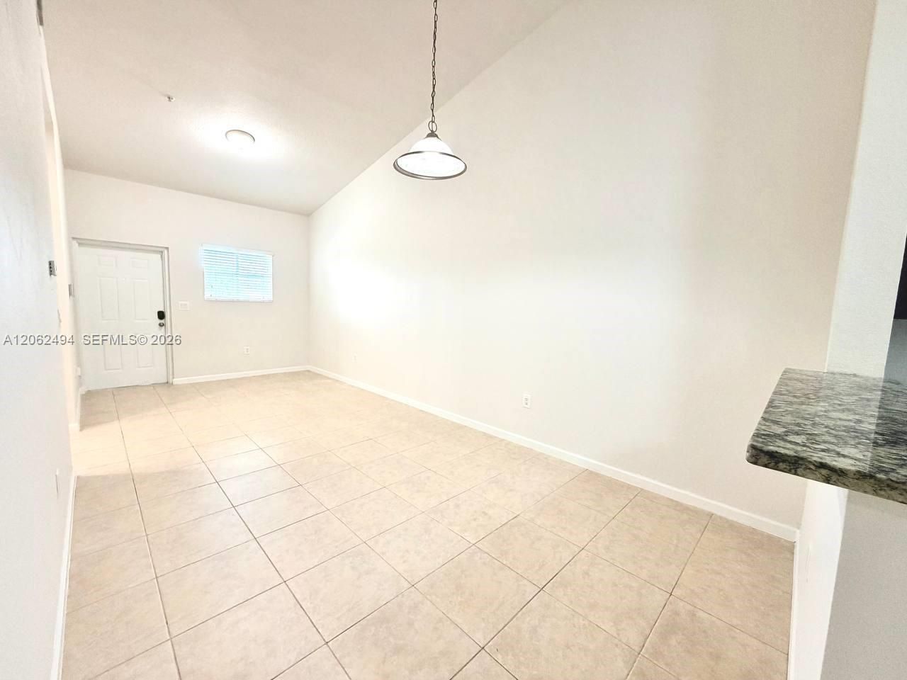 3431 W 80th St, Unit 202, Hialeah, FL 33018 Photo