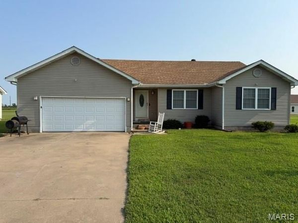 807 Cotton Ridge Drive , Sikeston, MO 63801