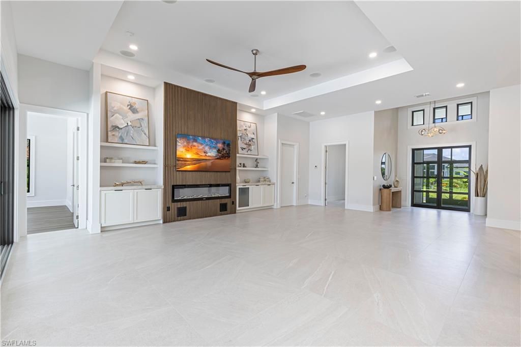 18433 Royal Hammock Blvd, Naples, FL 34114 Photo