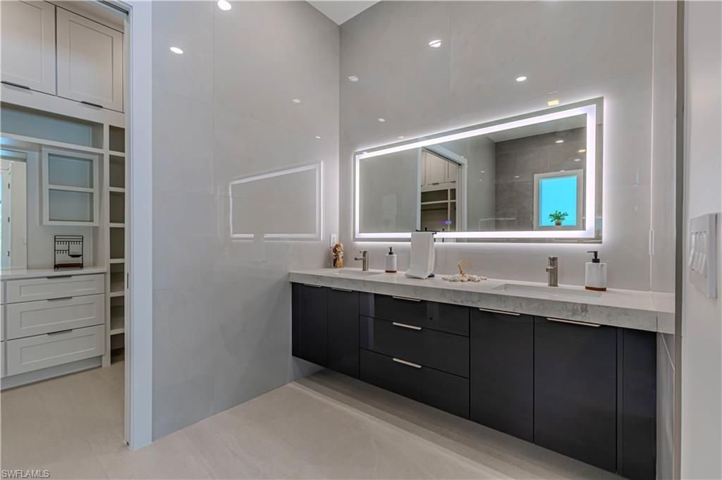 18433 Royal Hammock Blvd, Naples, FL 34114 Photo