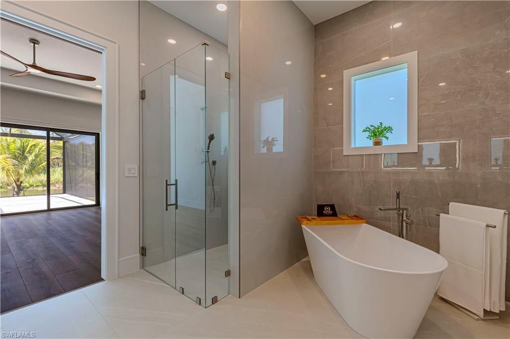 18433 Royal Hammock Blvd, Naples, FL 34114 Photo