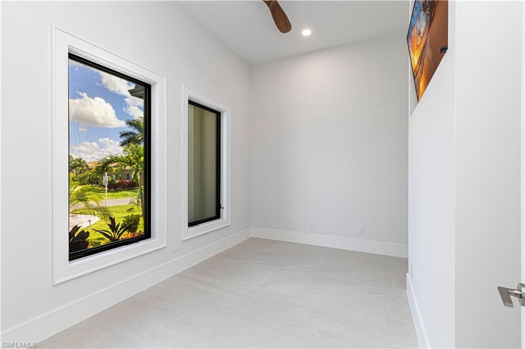 18433 Royal Hammock Blvd, Naples, FL 34114 Photo