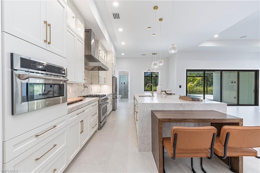 18433 Royal Hammock Blvd, Naples, FL 34114 Photo