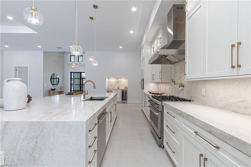 18433 Royal Hammock Blvd, Naples, FL 34114 Photo