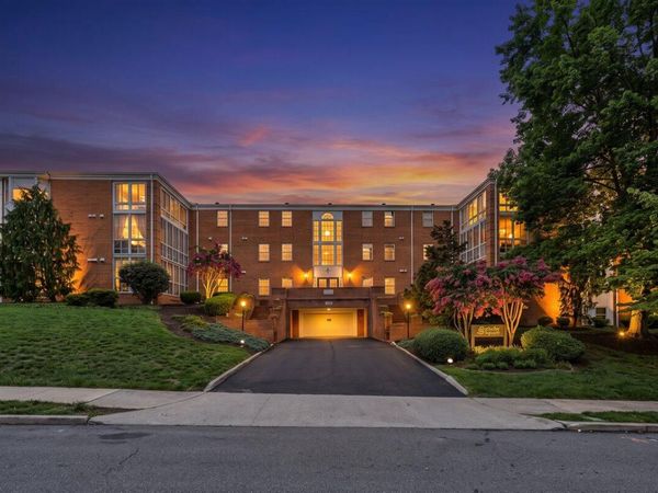2151 Broadway AVE SW, Unit #16, Roanoke, VA 24014