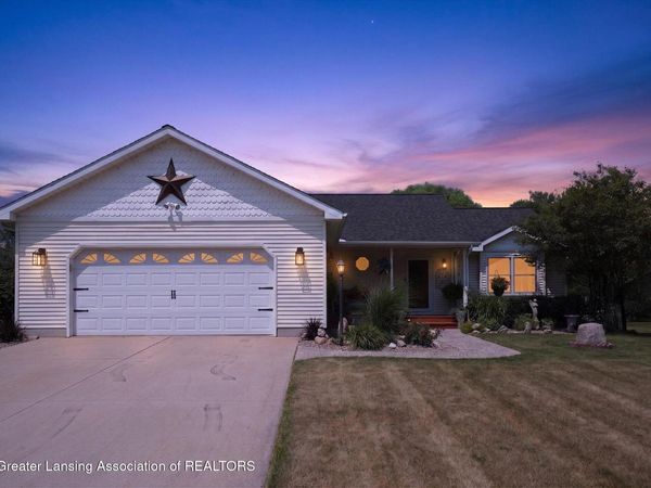 3341 Gale Road, Eaton Rapids, MI 48827