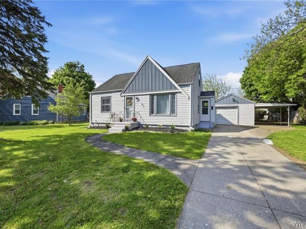 96 Mayfield Avenue , Tonawanda, NY 14150