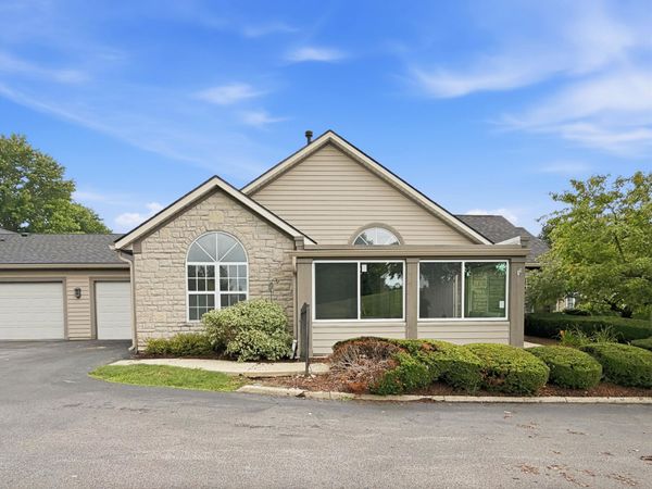 5642 Villa Gates Drive, Hilliard, OH 43026